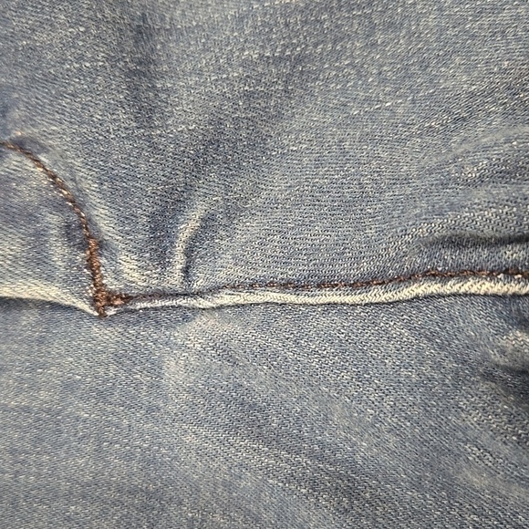 FRANK & EILEEN  WICKLOW  ITALIAN PERFORMANCE ANKLE JEANS. SIZE 6. - Picture 5 of 11